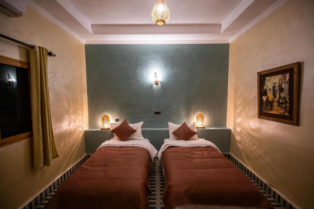 Riad Les Jardins De Merzouga Exterior foto