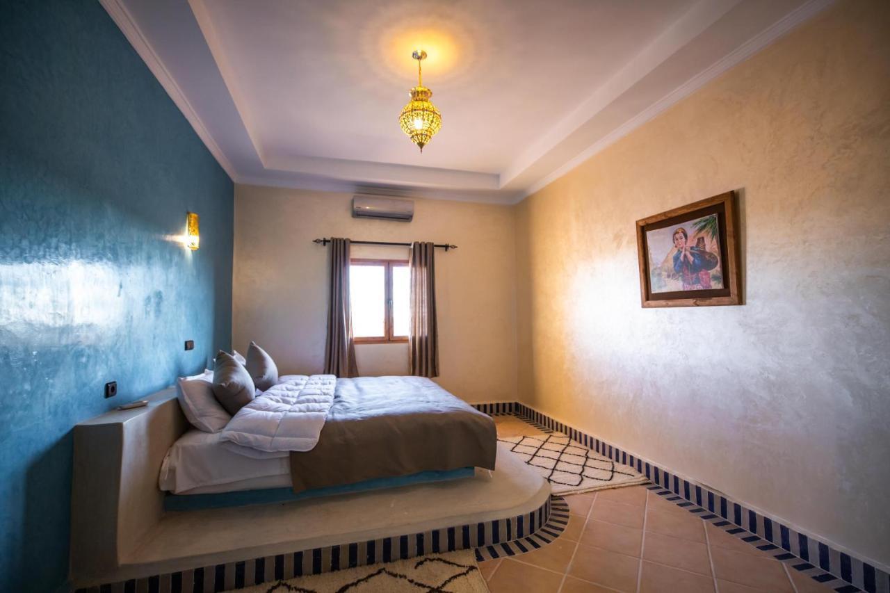 Riad Les Jardins De Merzouga Exterior foto