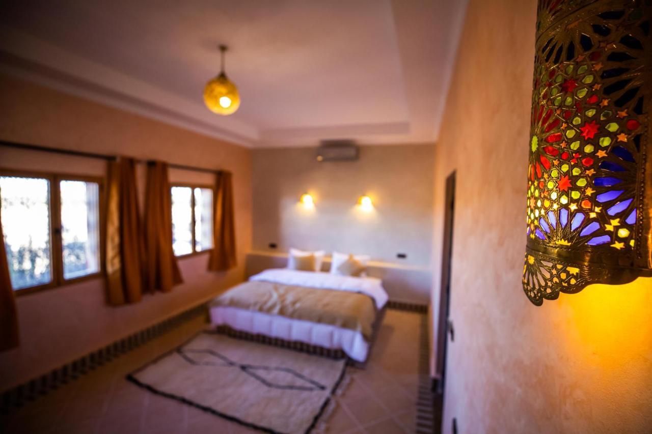 Riad Les Jardins De Merzouga Exterior foto