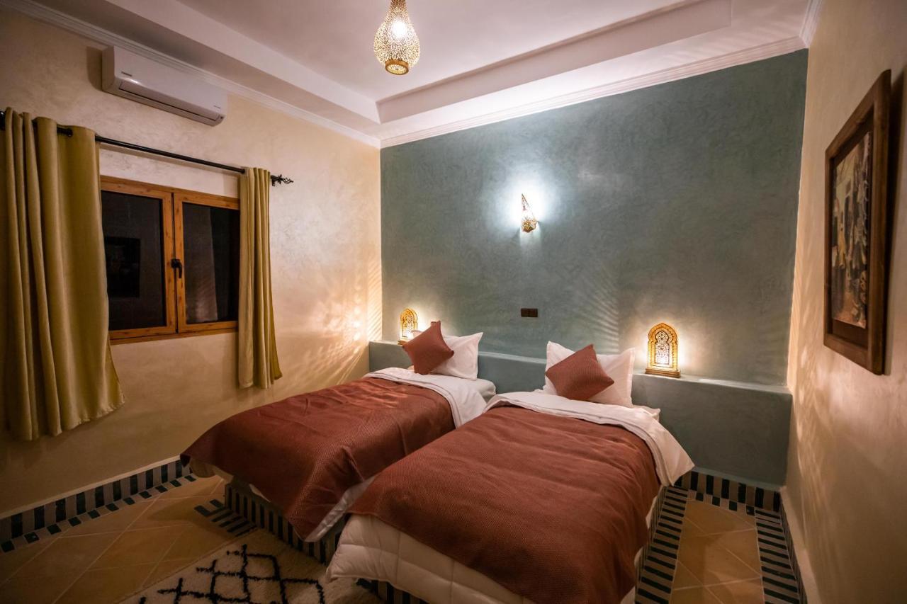 Riad Les Jardins De Merzouga Exterior foto